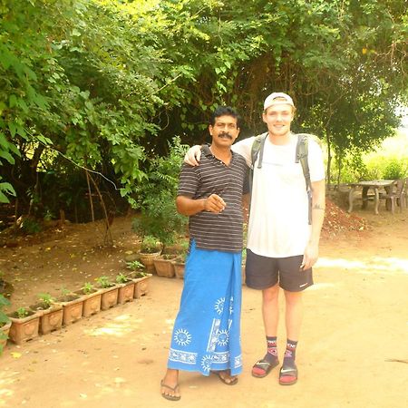 Homestay Camping อนุราธปุระ ภายนอก รูปภาพ