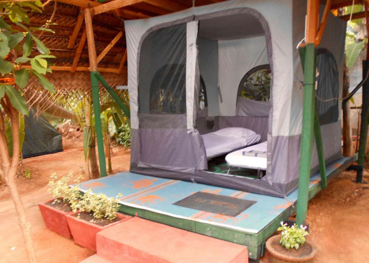Homestay Camping อนุราธปุระ ภายนอก รูปภาพ