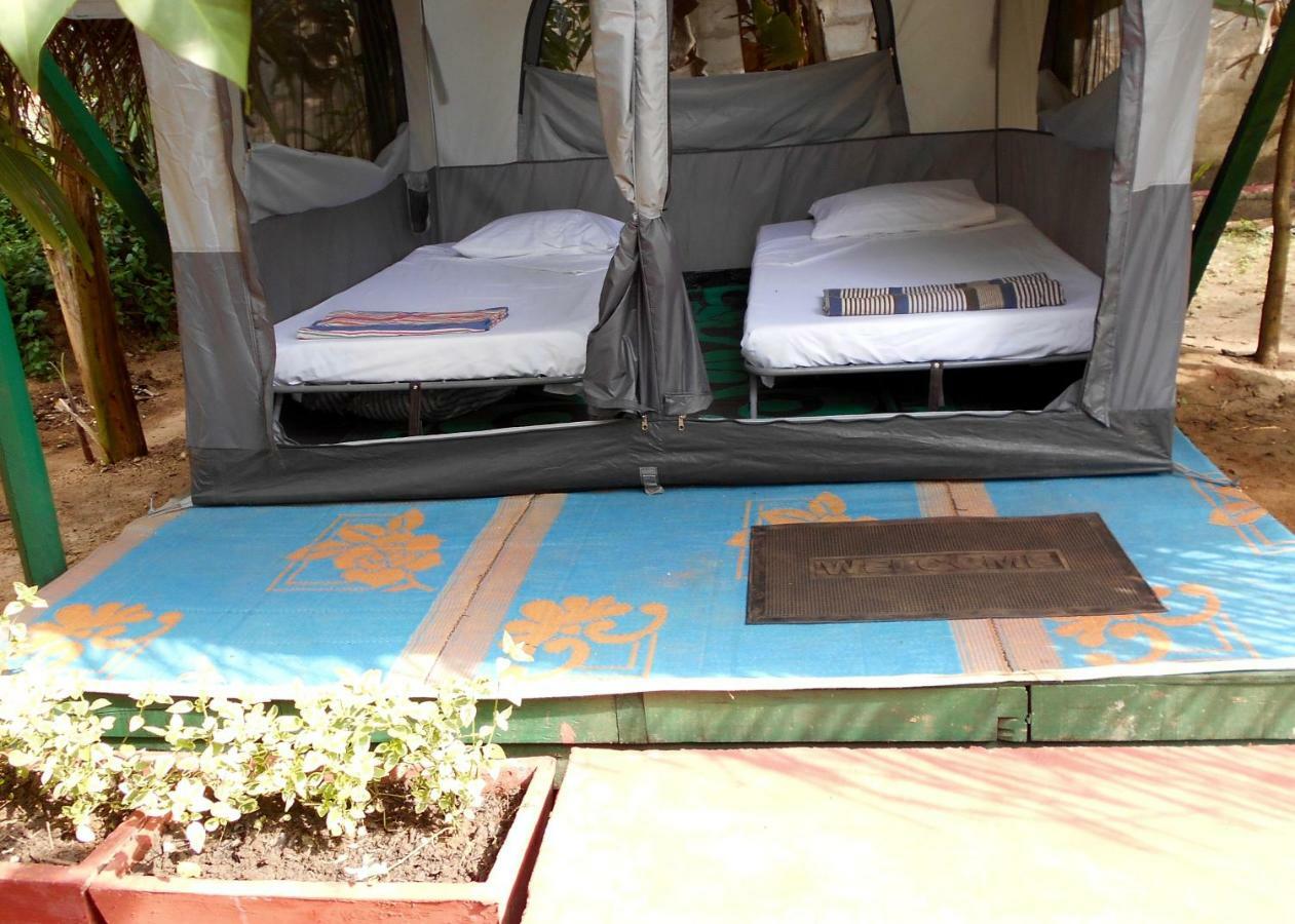 Homestay Camping อนุราธปุระ ภายนอก รูปภาพ