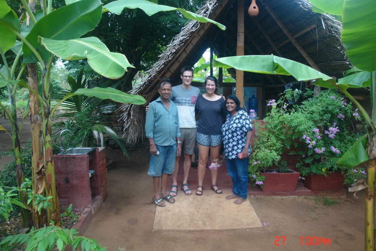 Homestay Camping อนุราธปุระ ภายนอก รูปภาพ