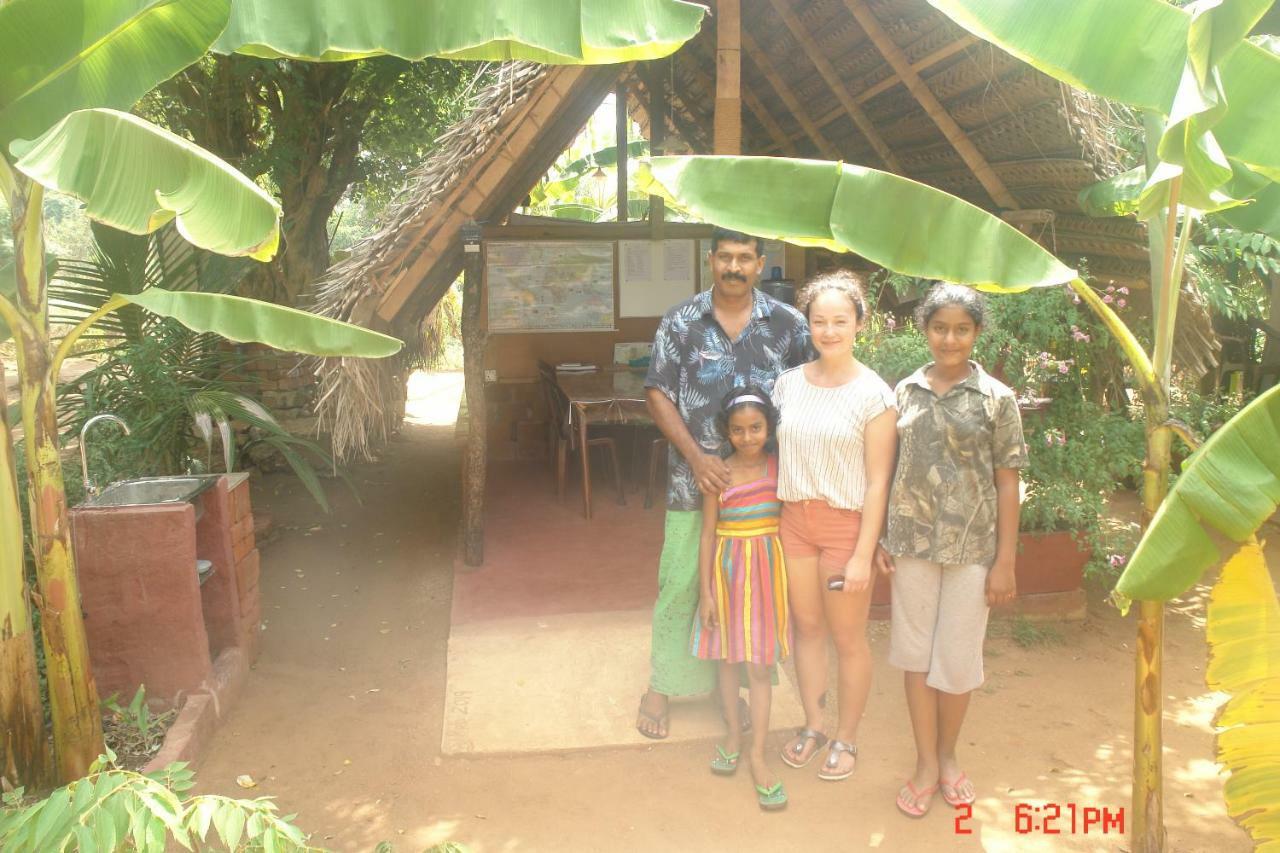 Homestay Camping อนุราธปุระ ภายนอก รูปภาพ