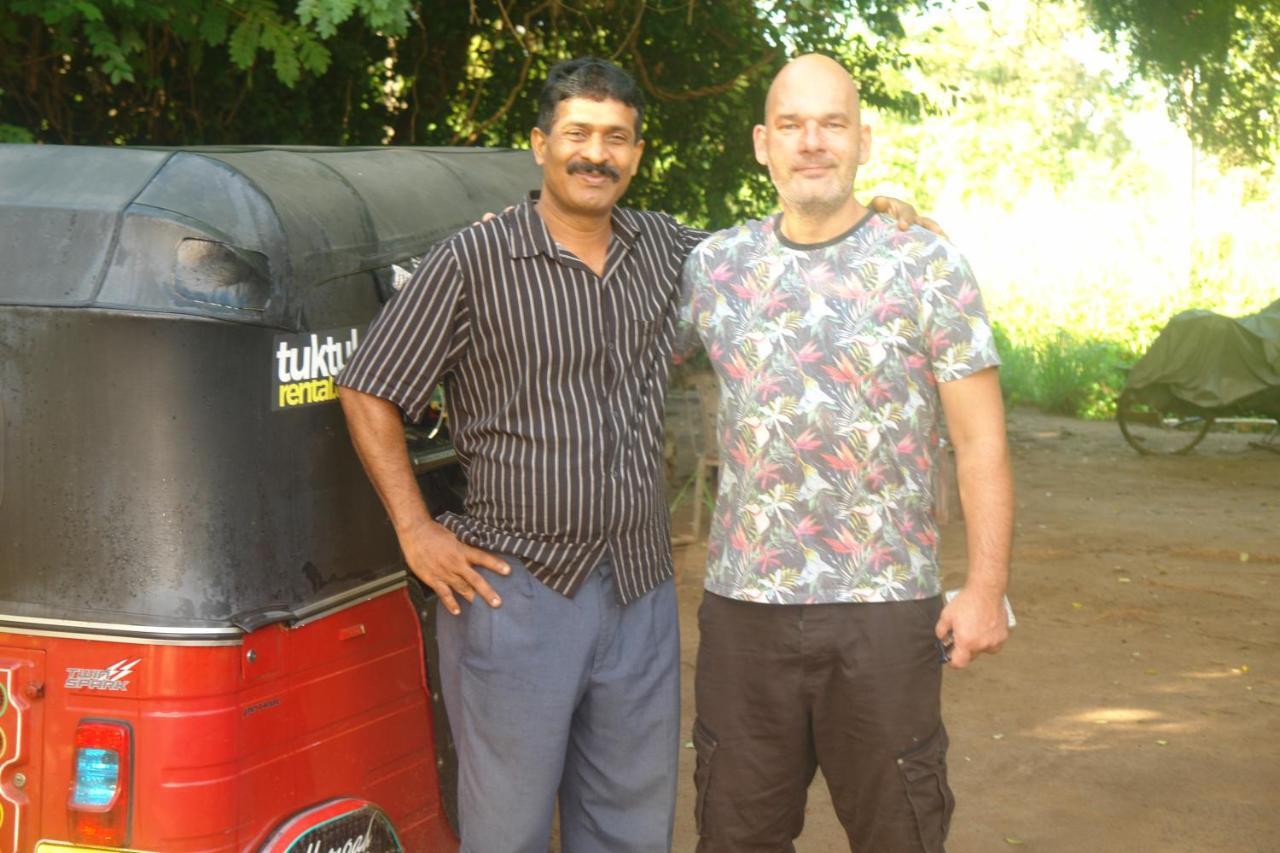Homestay Camping อนุราธปุระ ภายนอก รูปภาพ