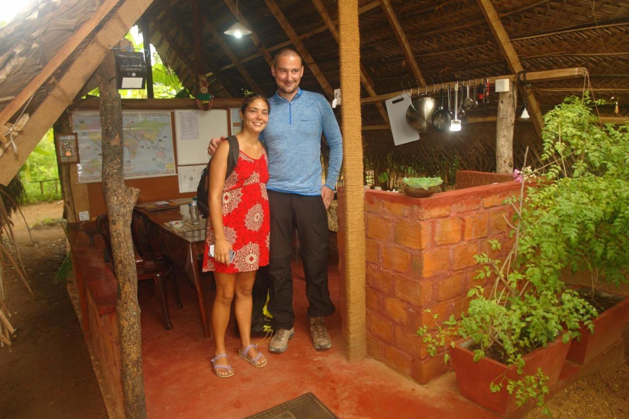 Homestay Camping อนุราธปุระ ภายนอก รูปภาพ