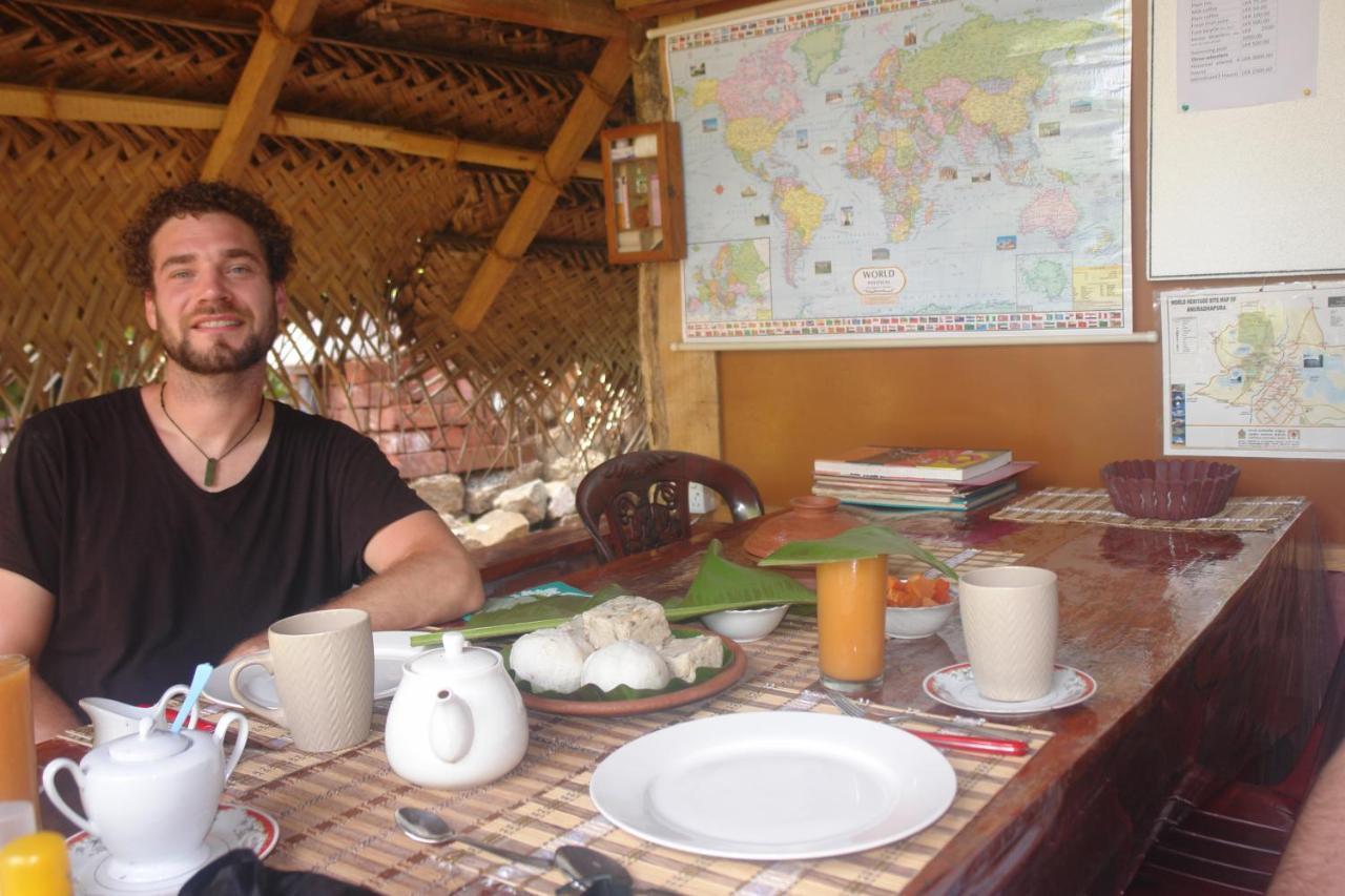 Homestay Camping อนุราธปุระ ภายนอก รูปภาพ
